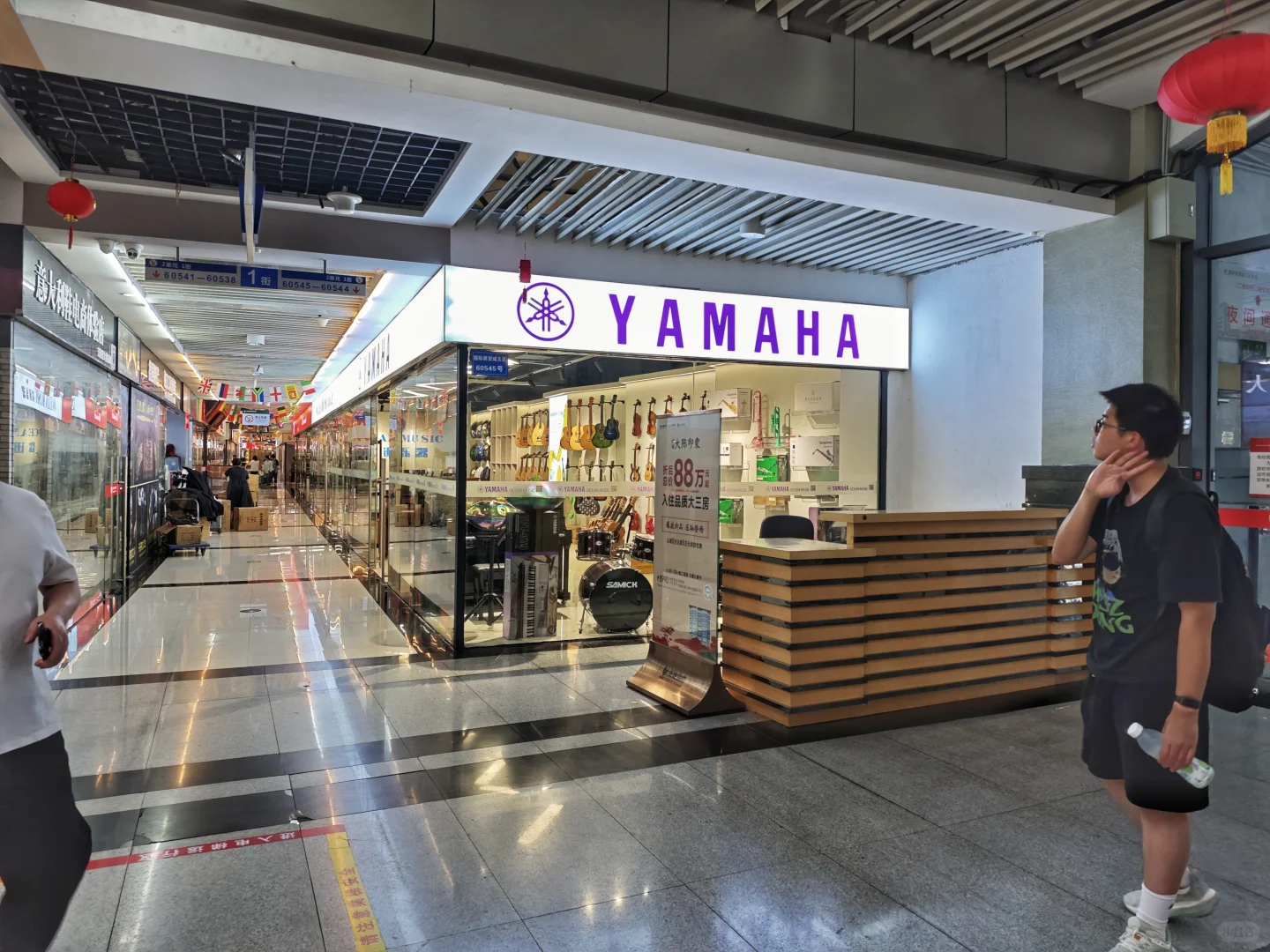 义乌国际商贸城5区旅游纪念品大集合