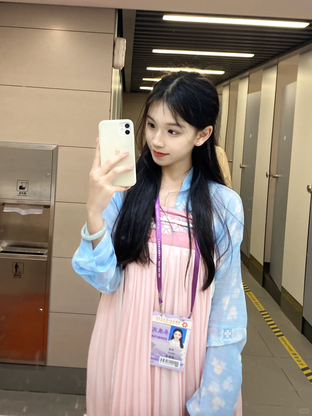 大学生广交会兼职翻译三天 怒赚?1500