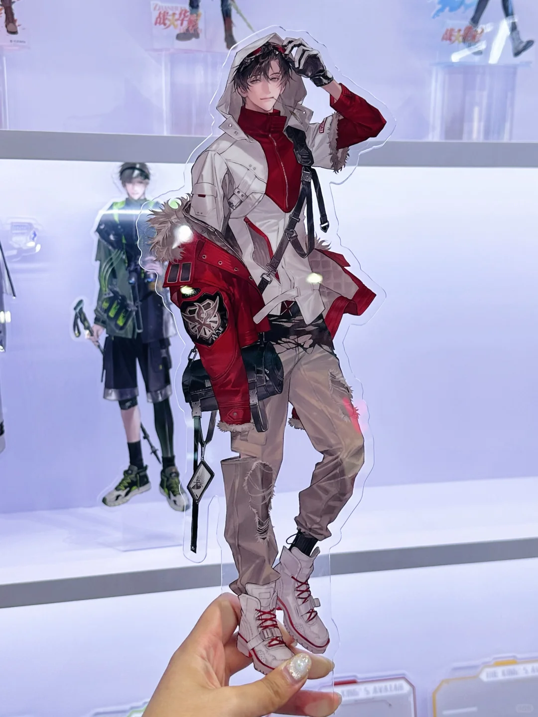 在展会上看到了特别帅的全职高手立牌！！