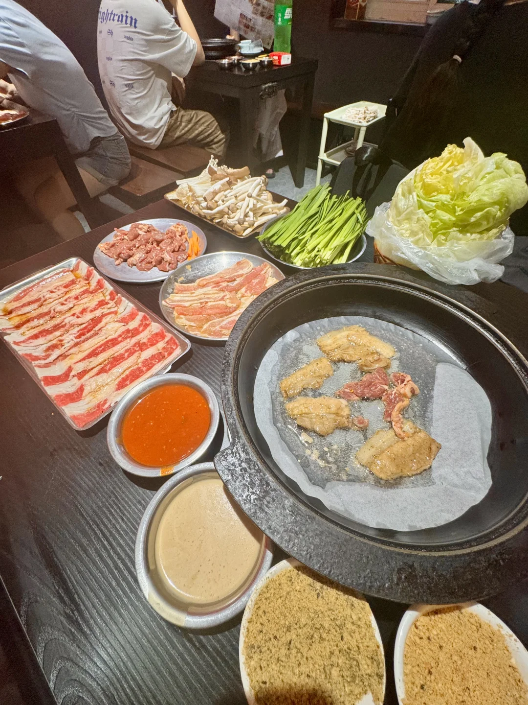 邯郸的！无限回吃的烤肉。