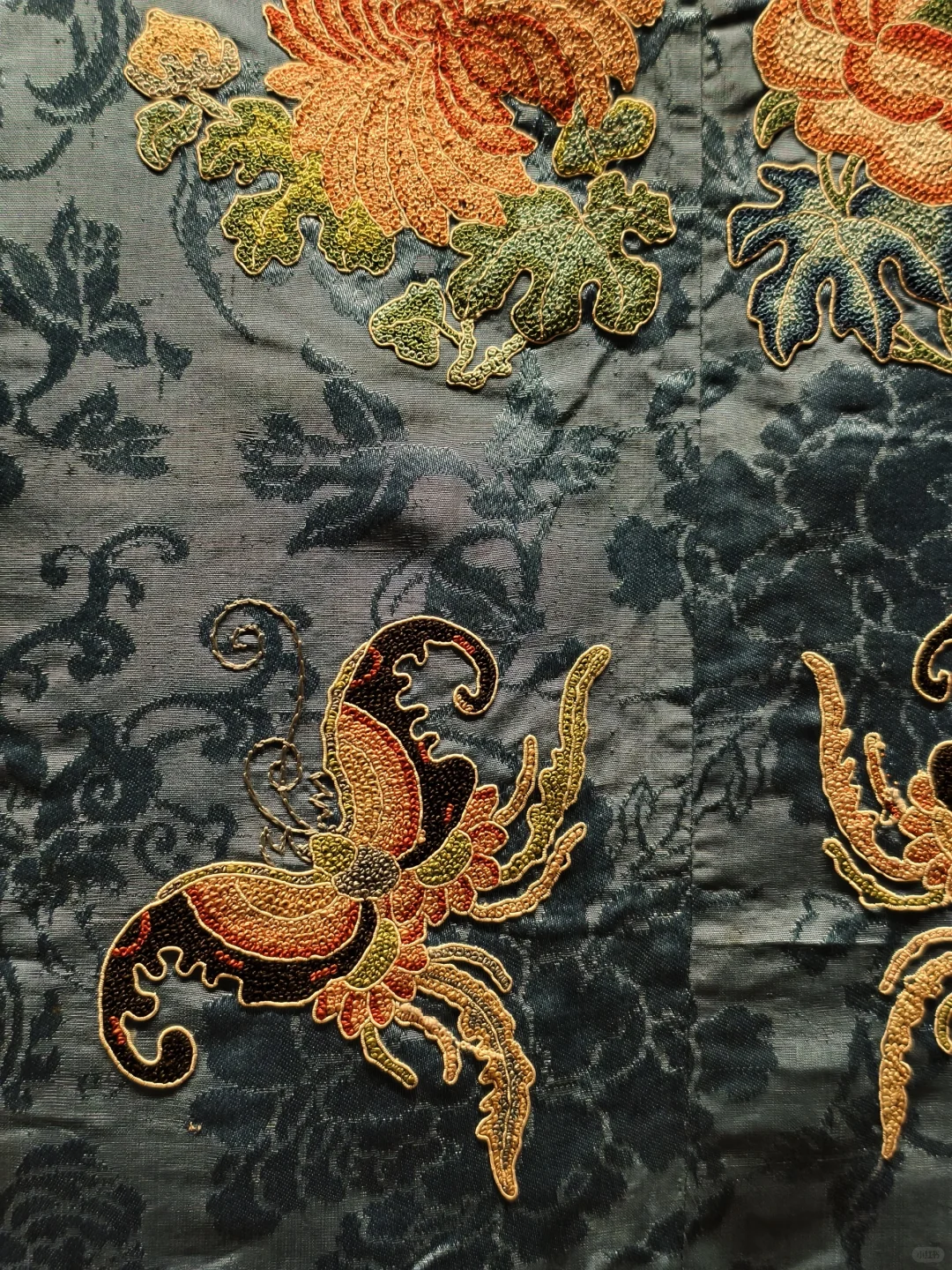 没有人来博物馆能拒绝这些美丽的裙子