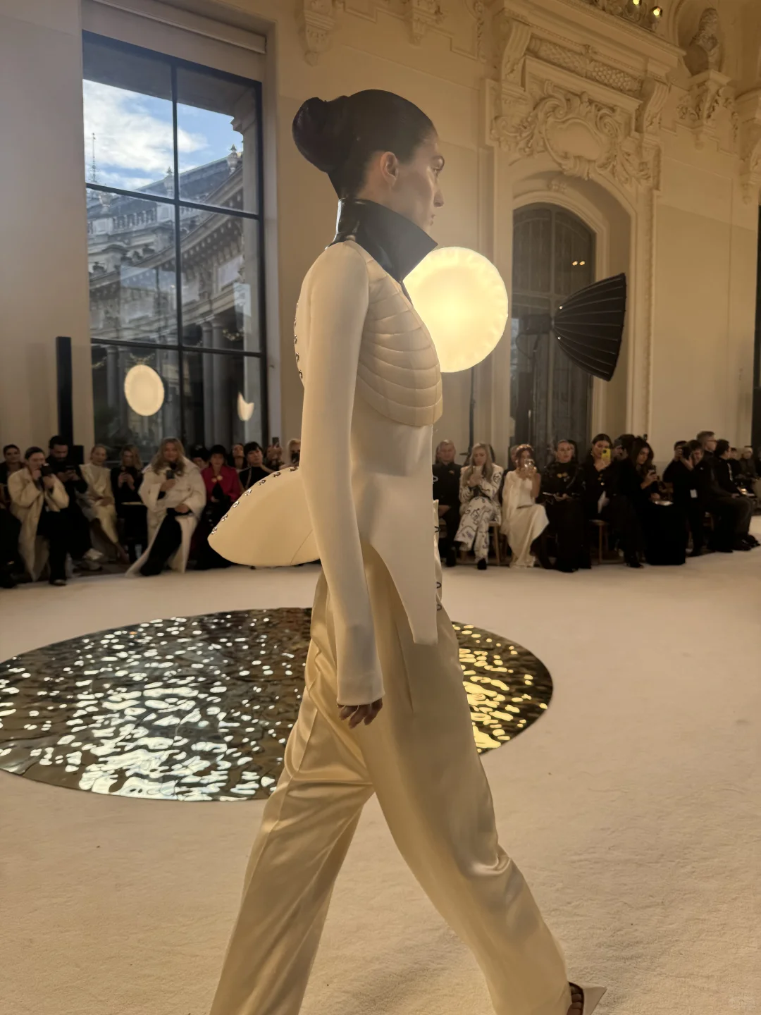 Schiaparelli 高定 你们爱这个品牌吗