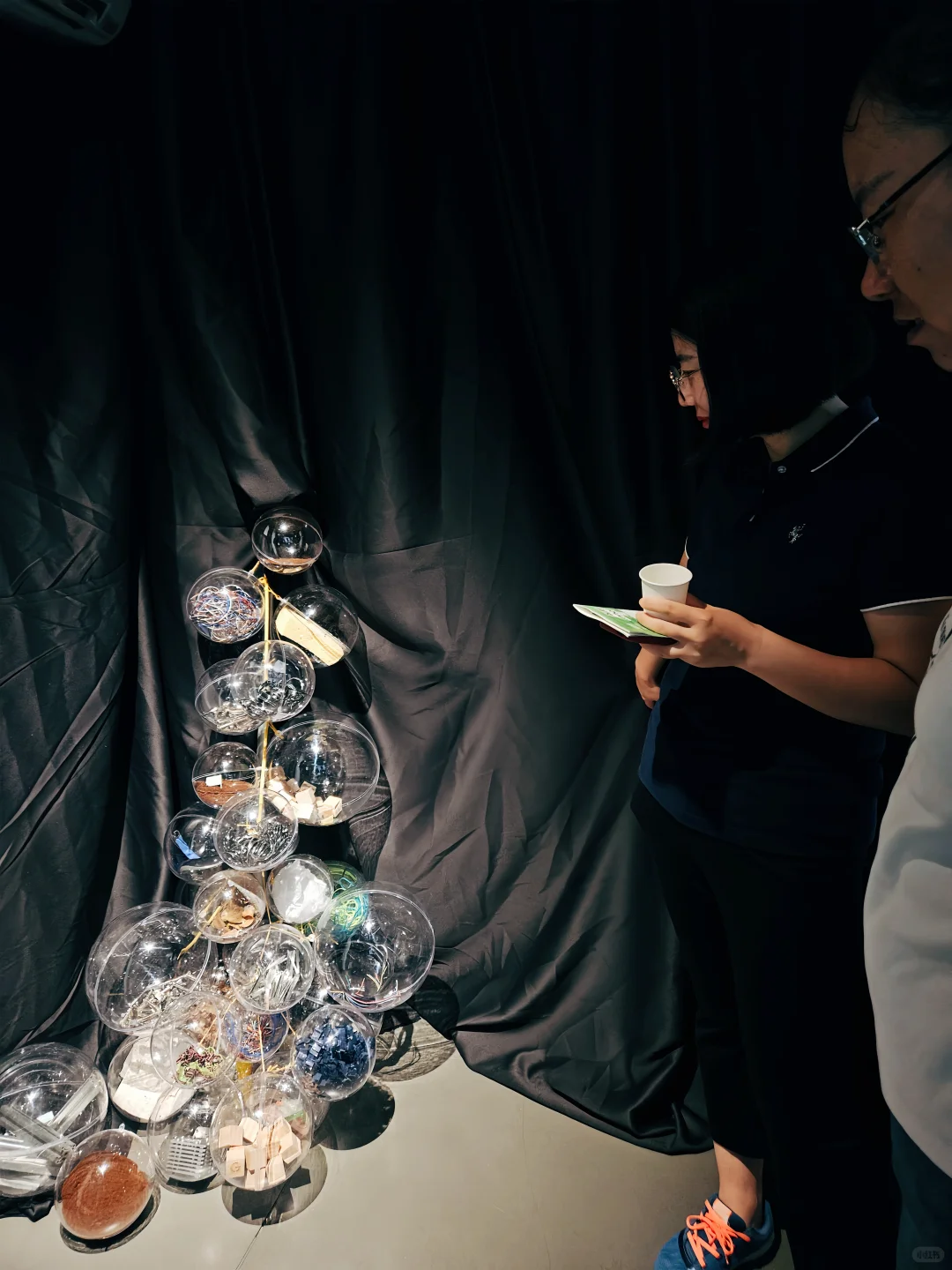 WTB首展 | 驻足与思考的瞬间