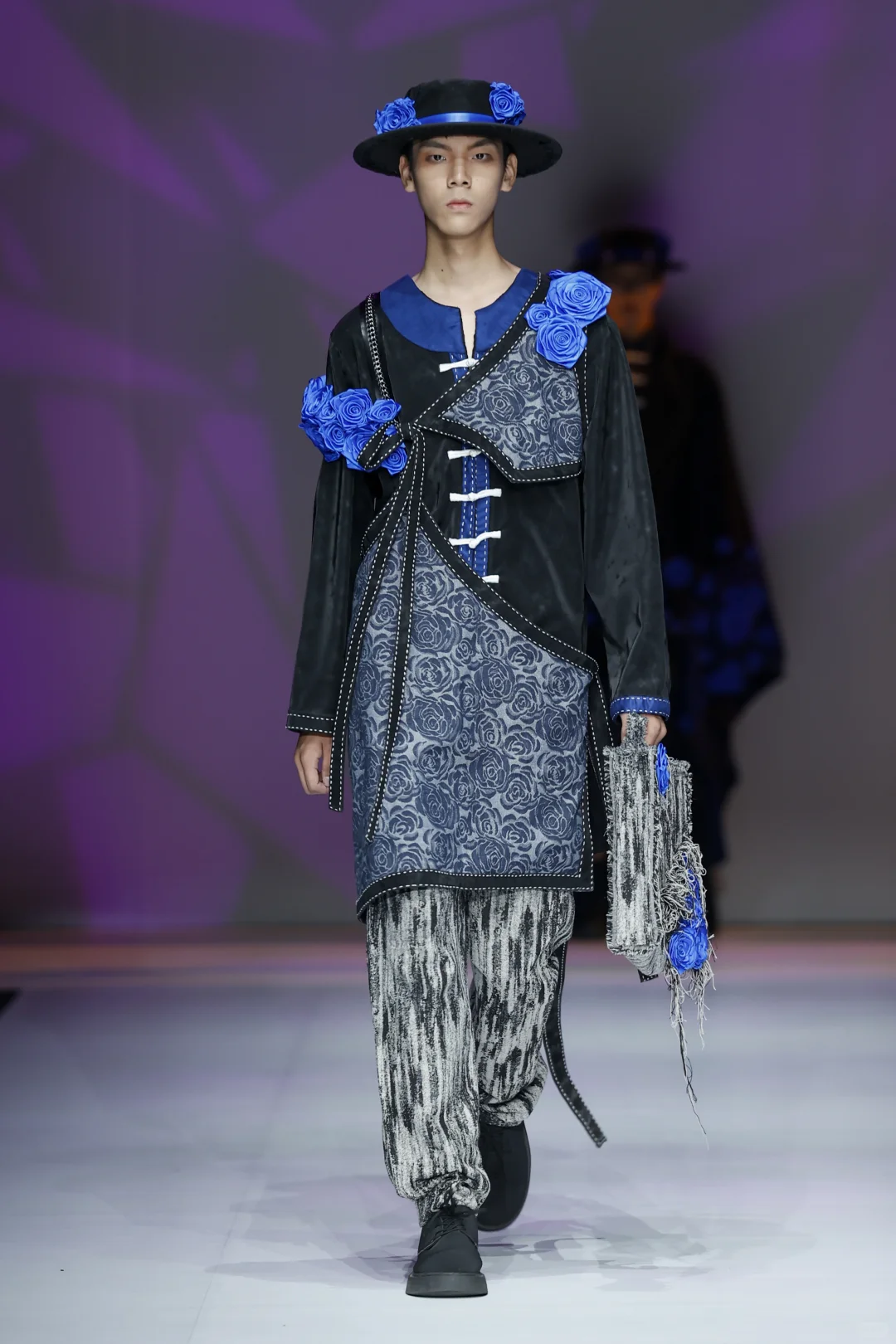 2025CGFW天津师范大学服装与服饰设计毕业秀