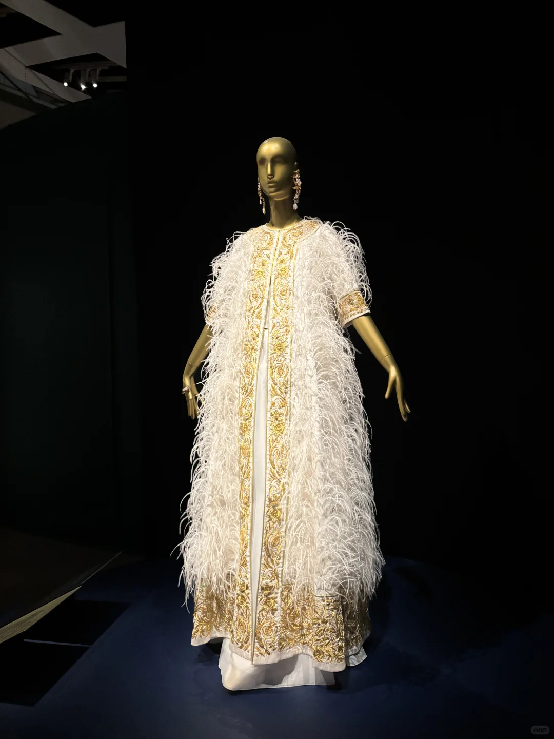 日常看展|在巴黎看到中国高定?