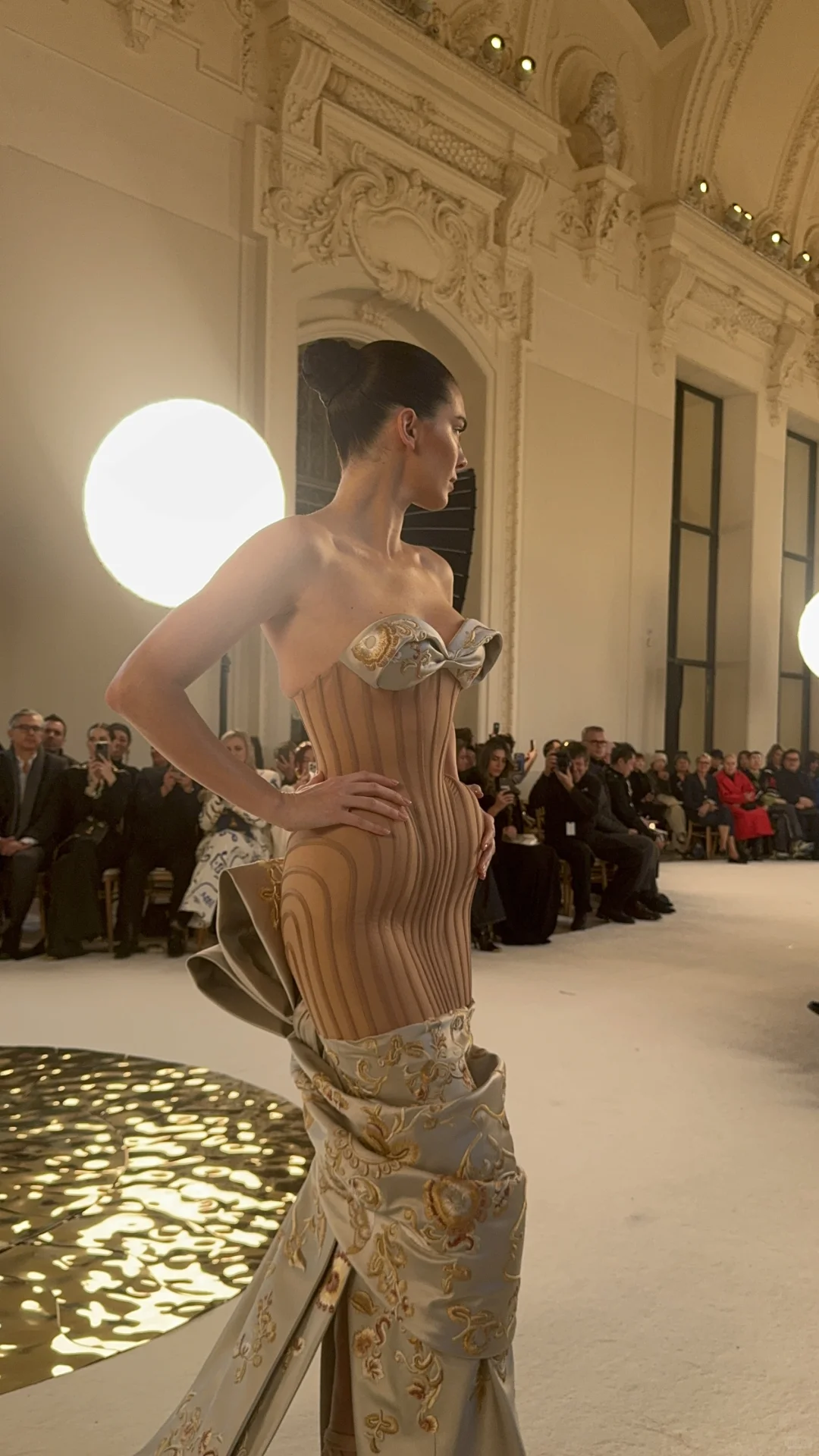 Schiaparelli 高定 你们爱这个品牌吗