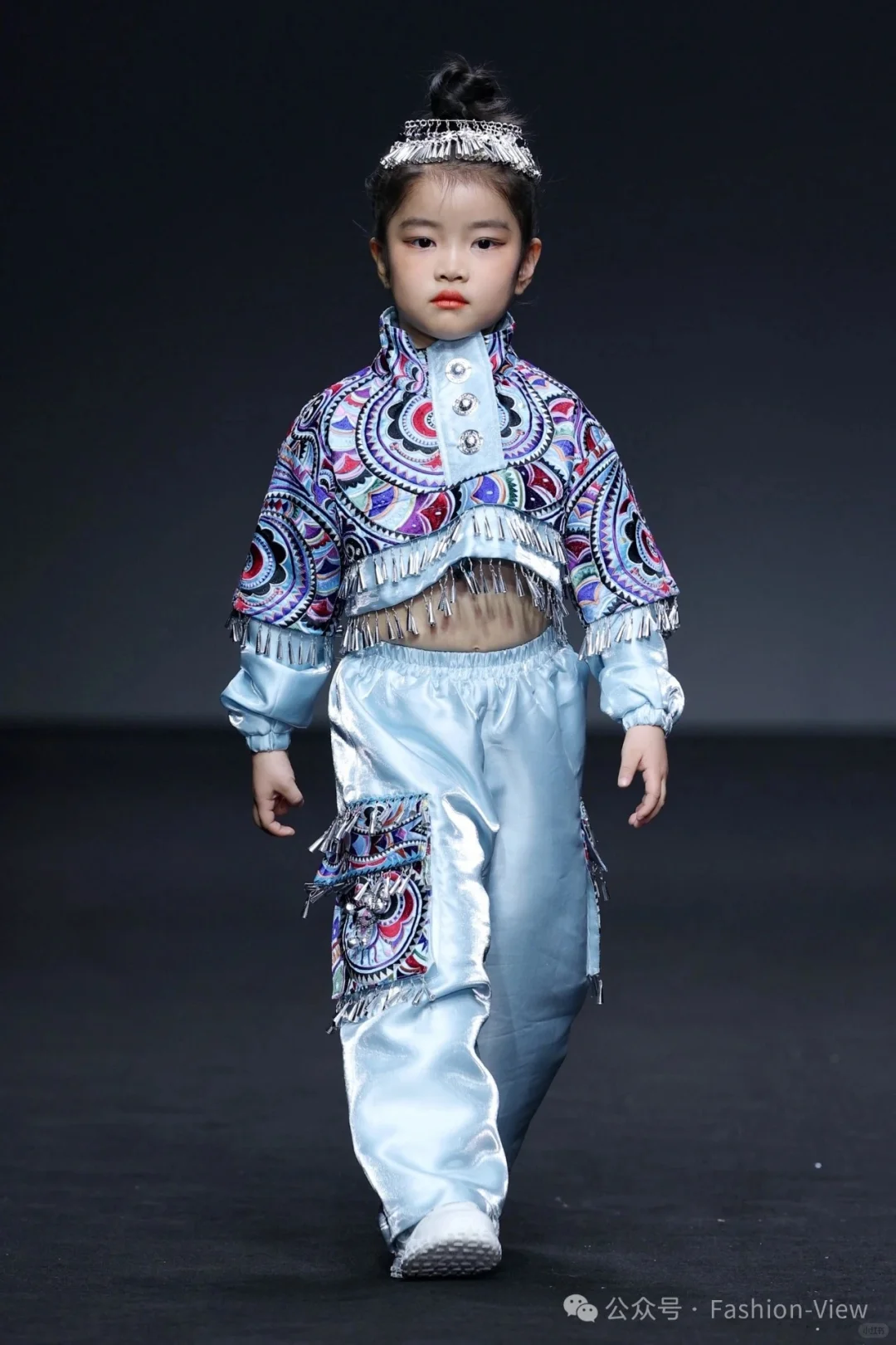 设计|村T少年
