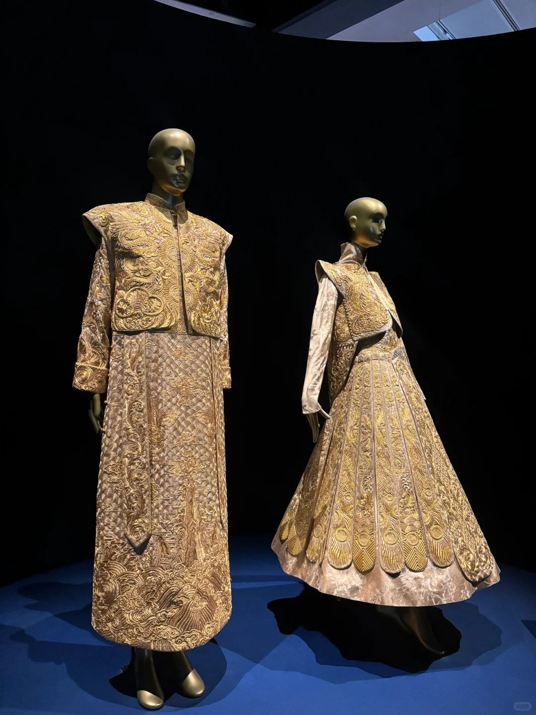 日常看展|在巴黎看到中国高定?