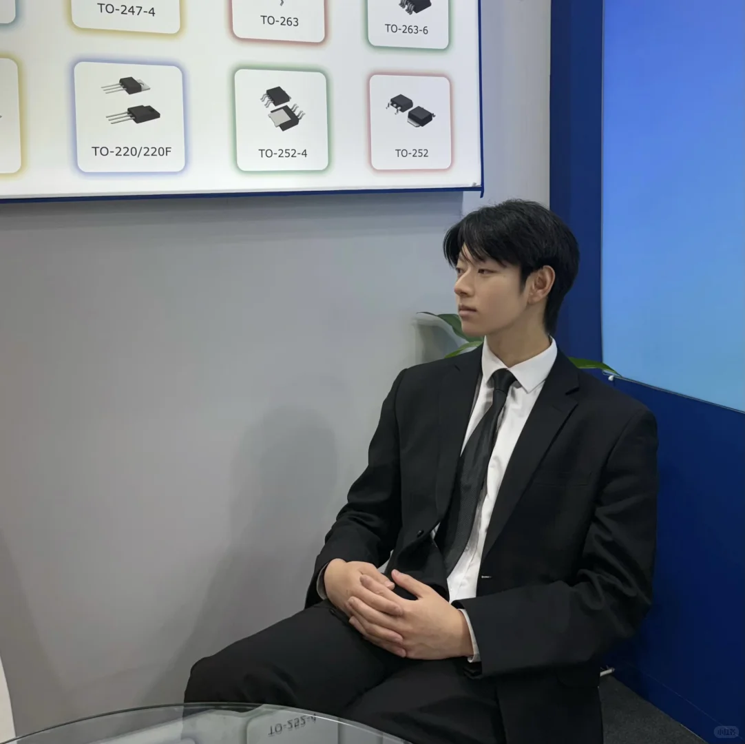 在德国和英飞凌总裁留影啦