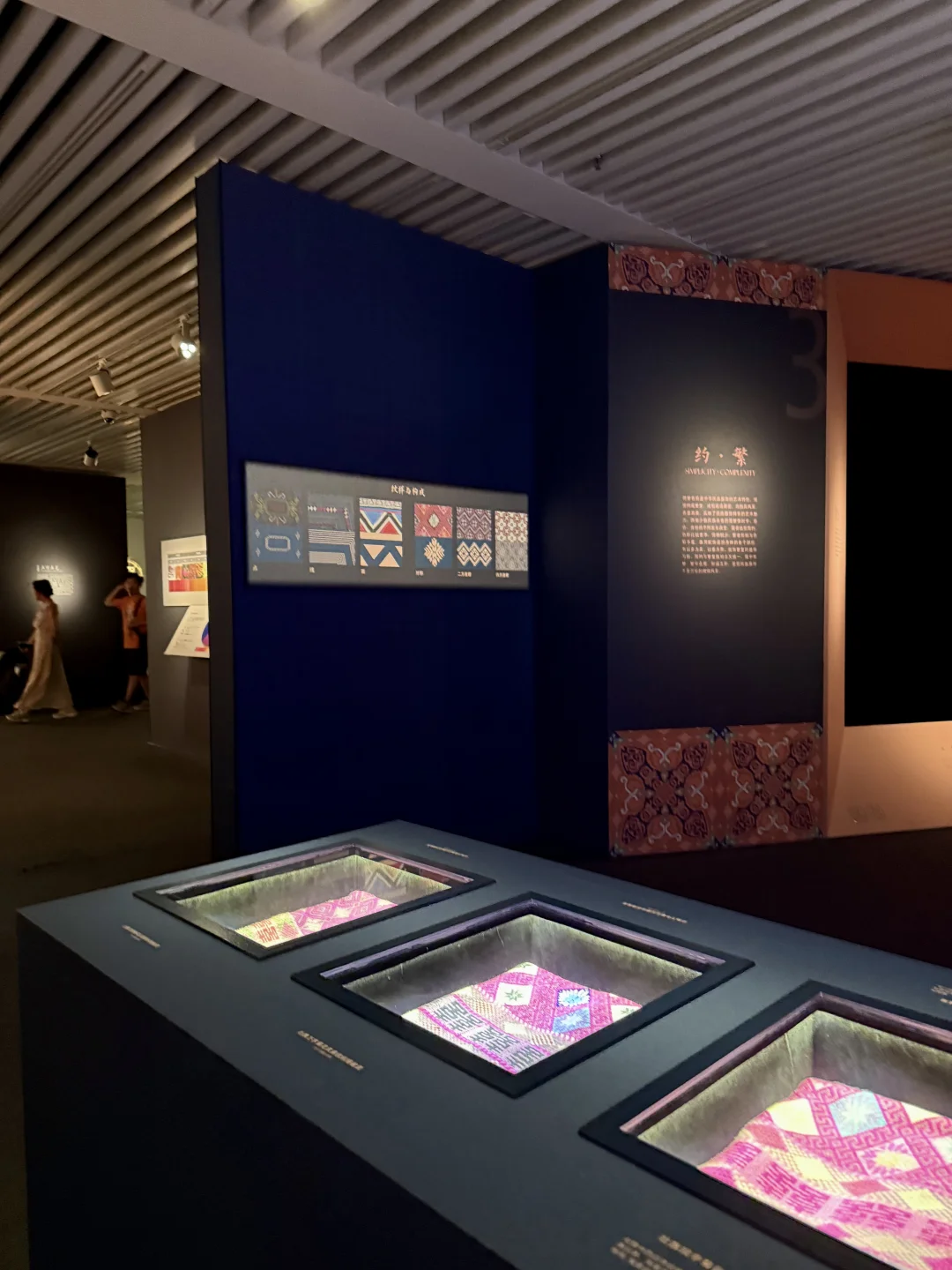 上海免费新展?被这场服饰盛宴美哭了!