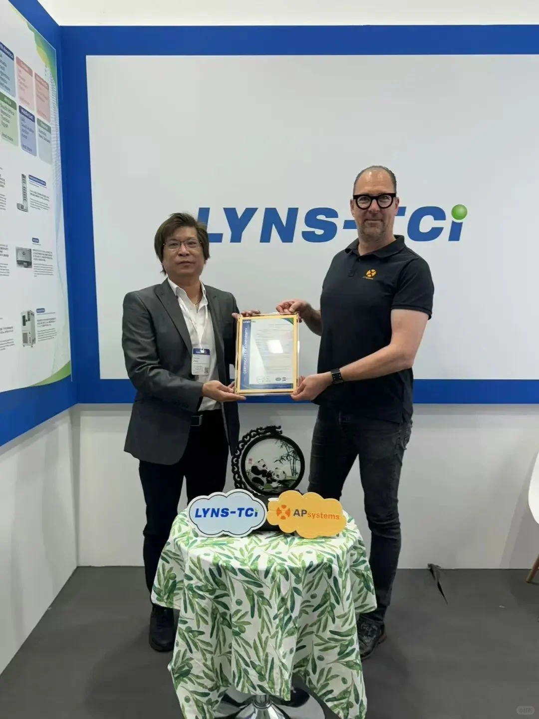 回顾2025 Intersolar Europe期间颁证瞬间