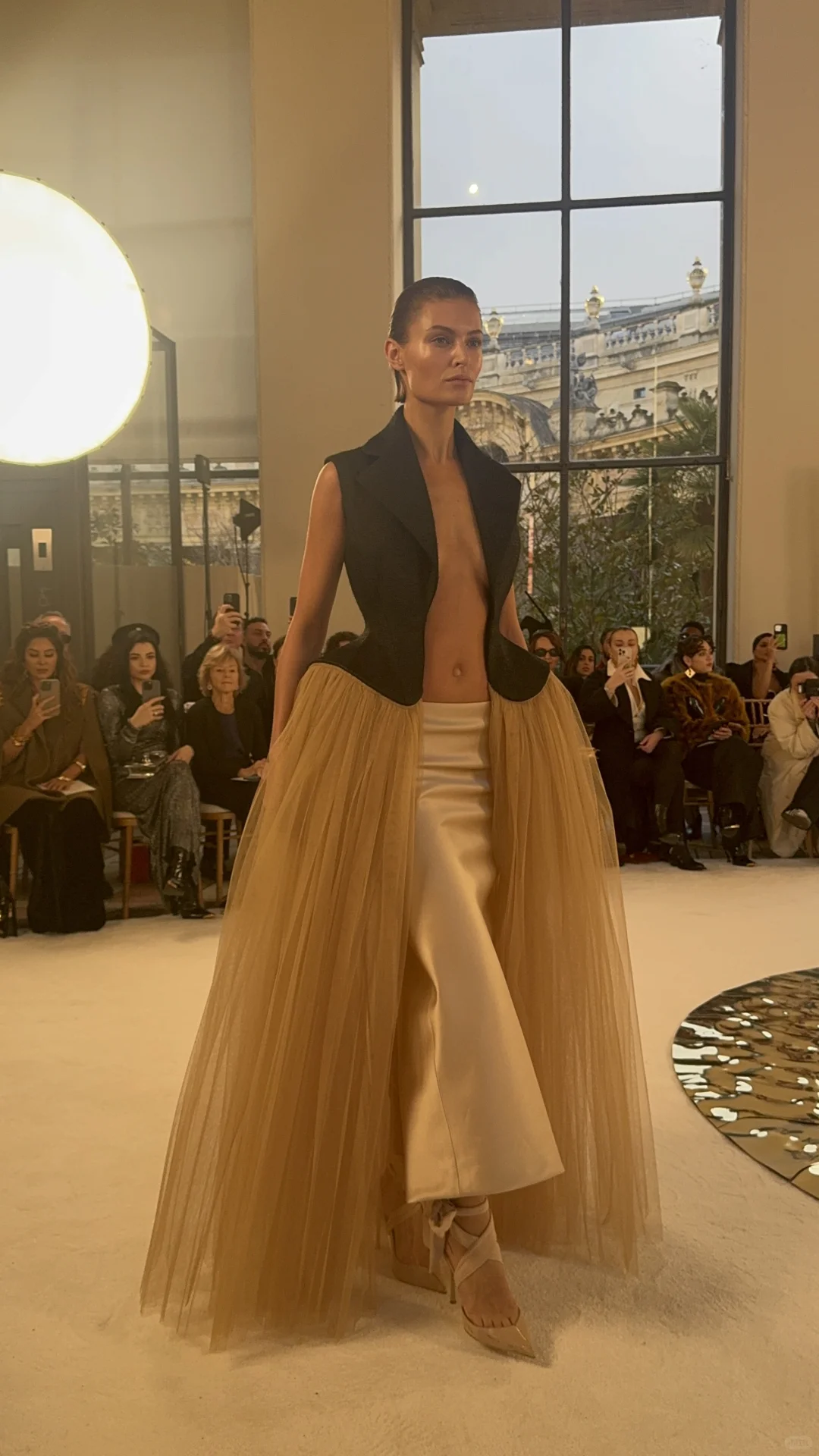Schiaparelli 高定 你们爱这个品牌吗