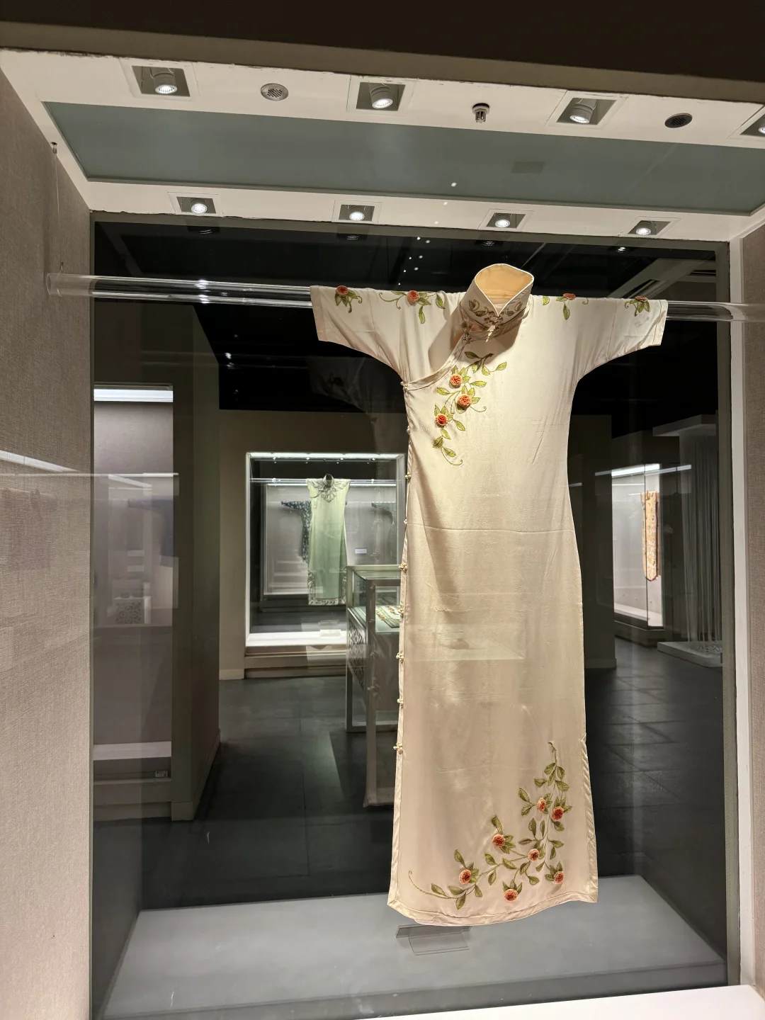 华流服魅 缩影