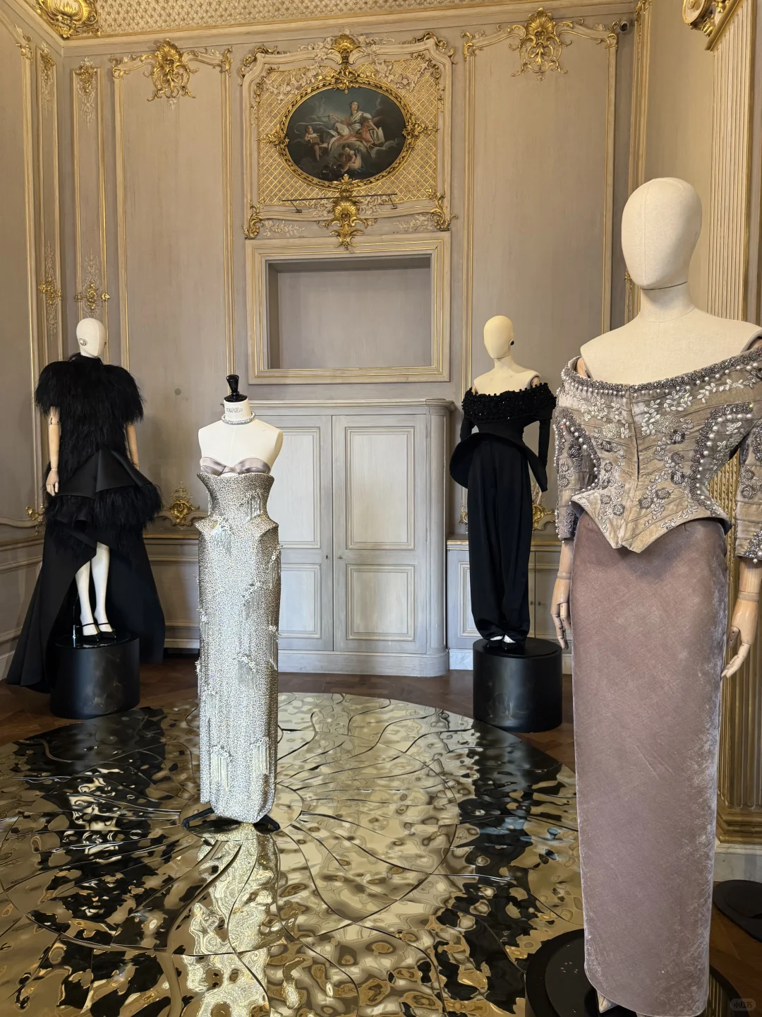 Schiaparelli 高定 你们爱这个品牌吗