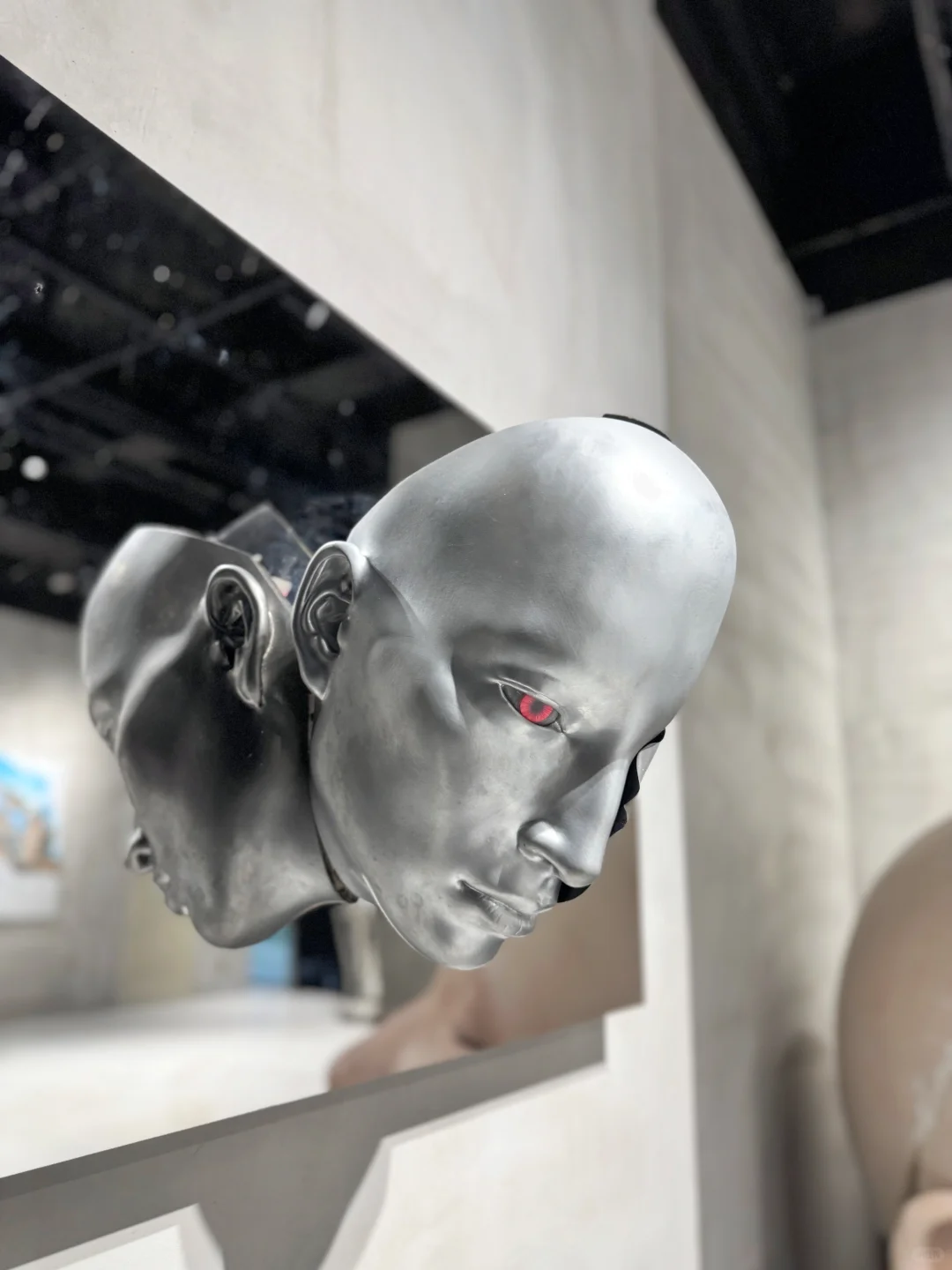 ?YOYAK艺术展|郑州也有科技感巨人展了!