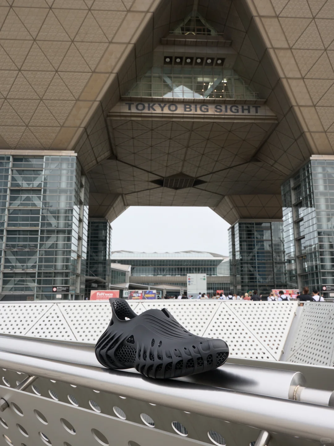 2AM受邀参加日本东京国际服装展览会
