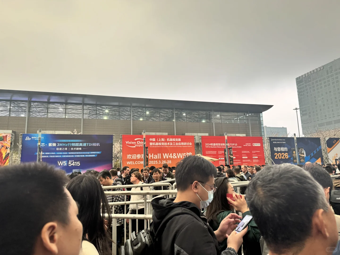 新能源人硬闯半导体展的一天