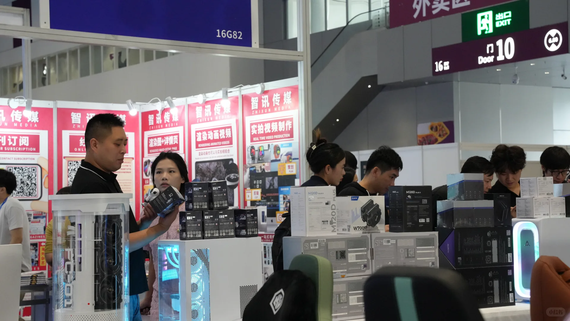深圳国际移动电子展全新电竞产品亮相展会