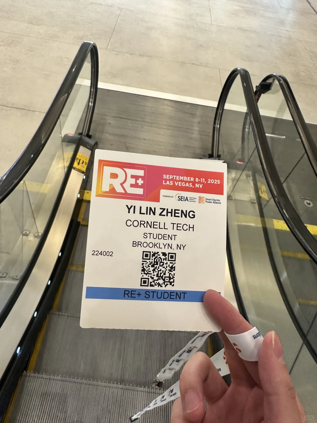 有人明天来Vegas看能源展嘛