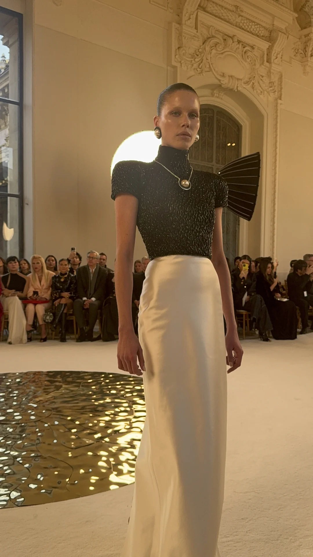 Schiaparelli 高定 你们爱这个品牌吗