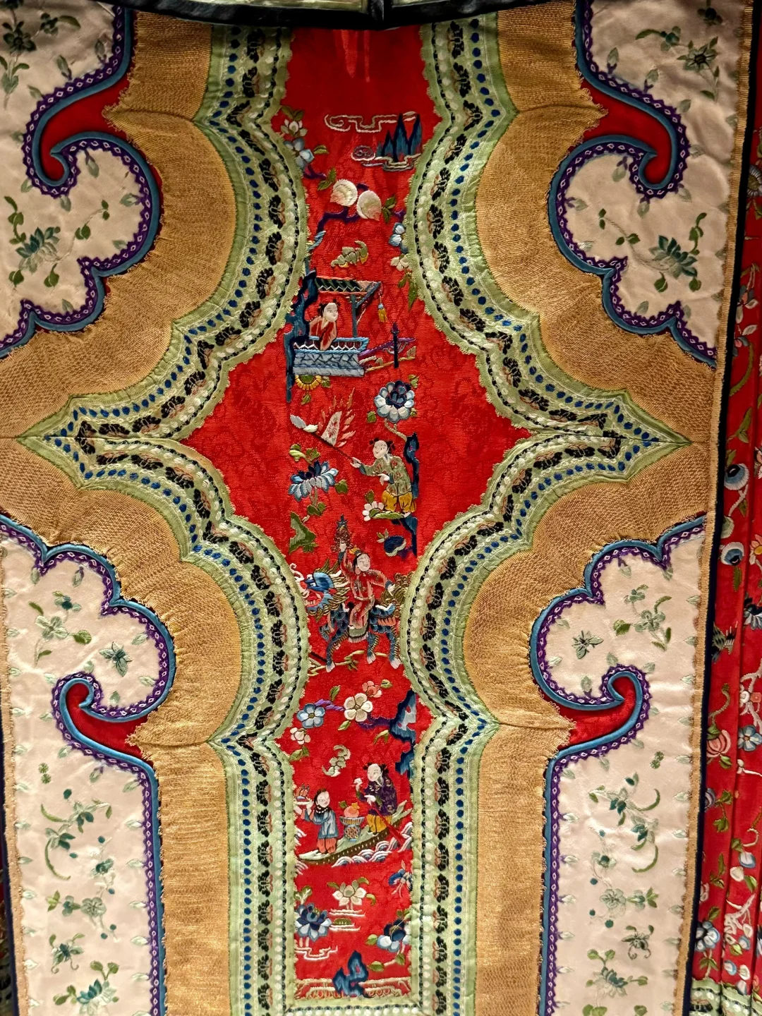 清华马面裙大展,让六百年的风雅走上街