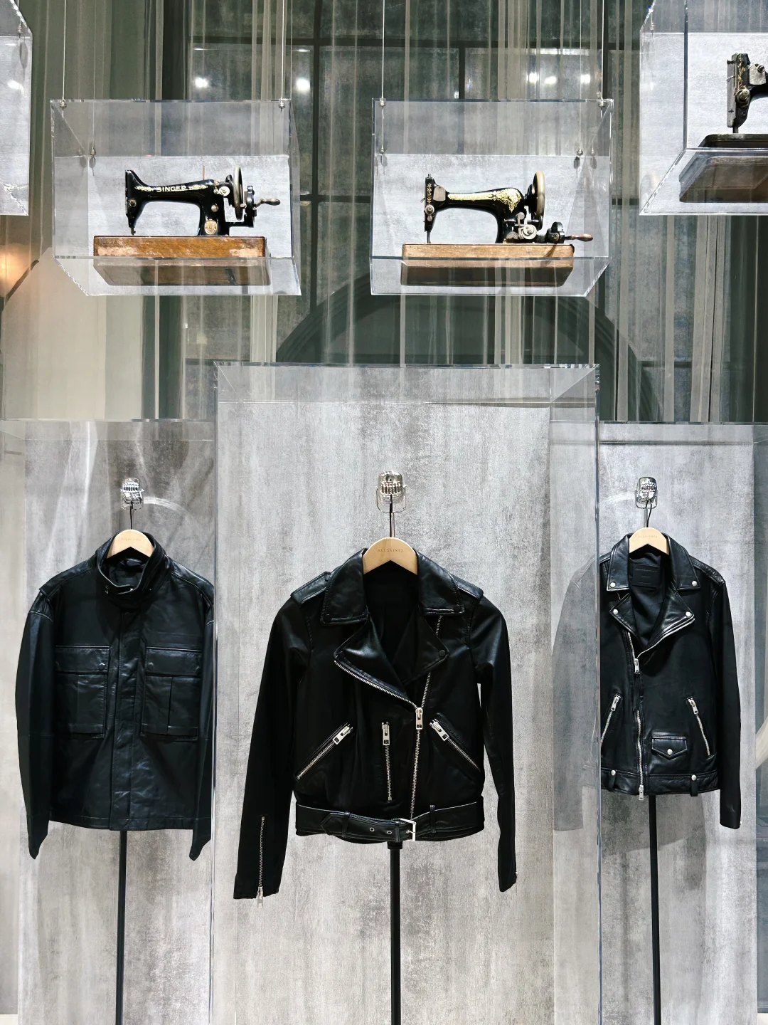 上海免费新展|在永安百货穿越进英伦艺境中