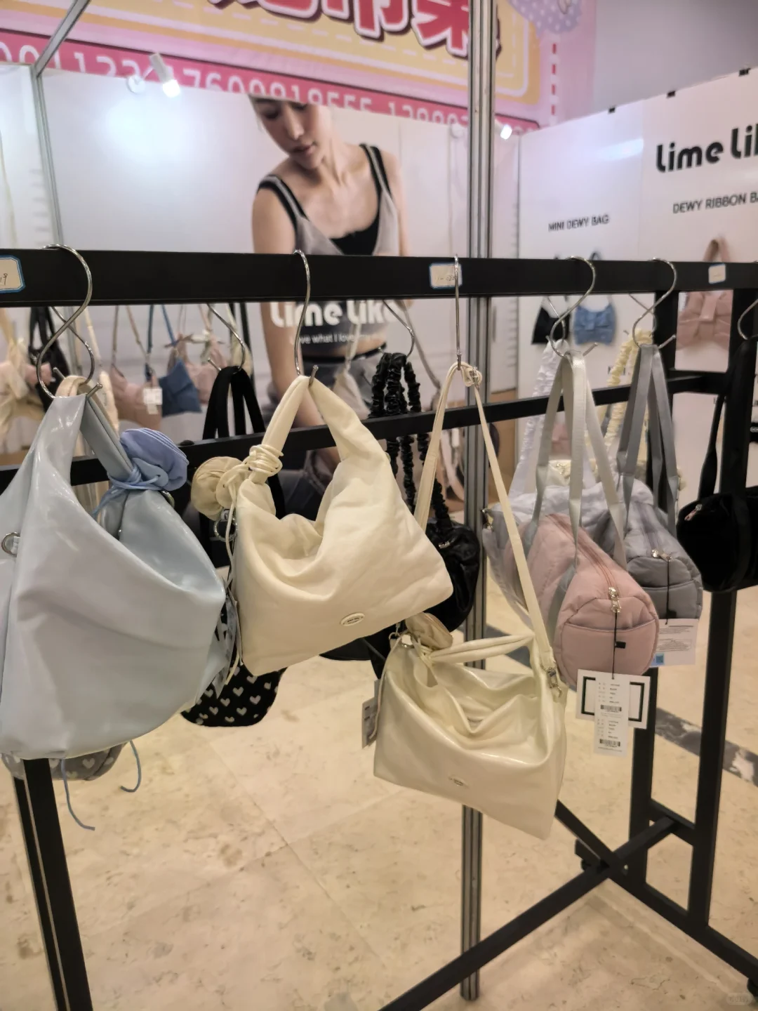 韩国美妆展空降奥莱(^～^)