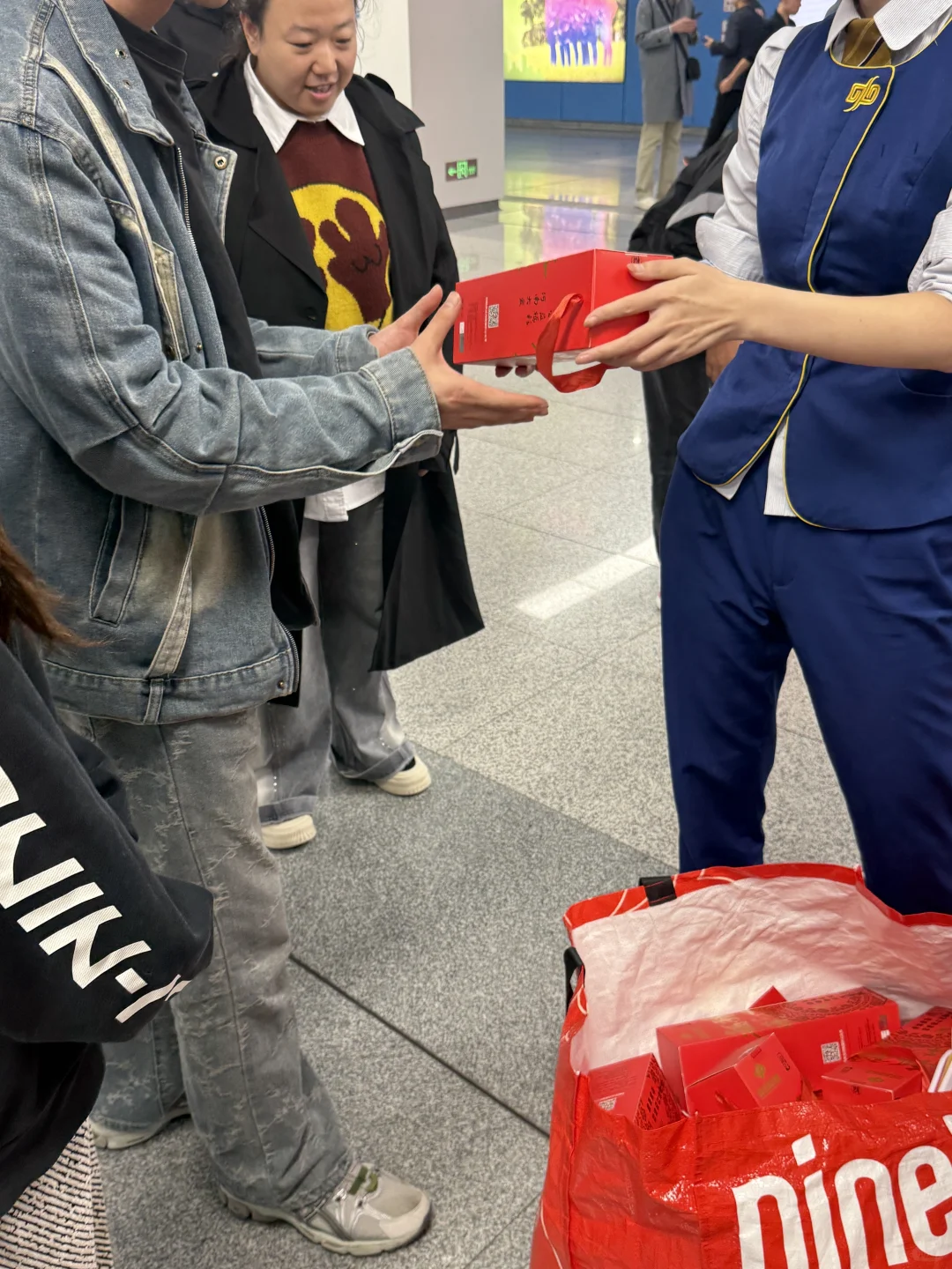 郑州地铁放大招了！免费领手慢无???