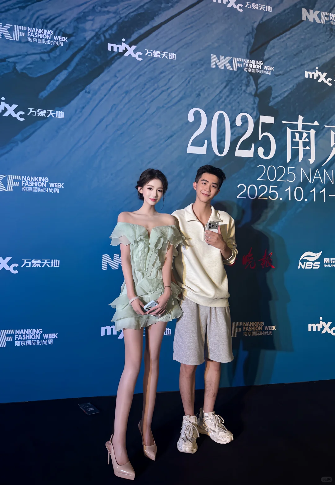 2025｜FASHION WEEK?