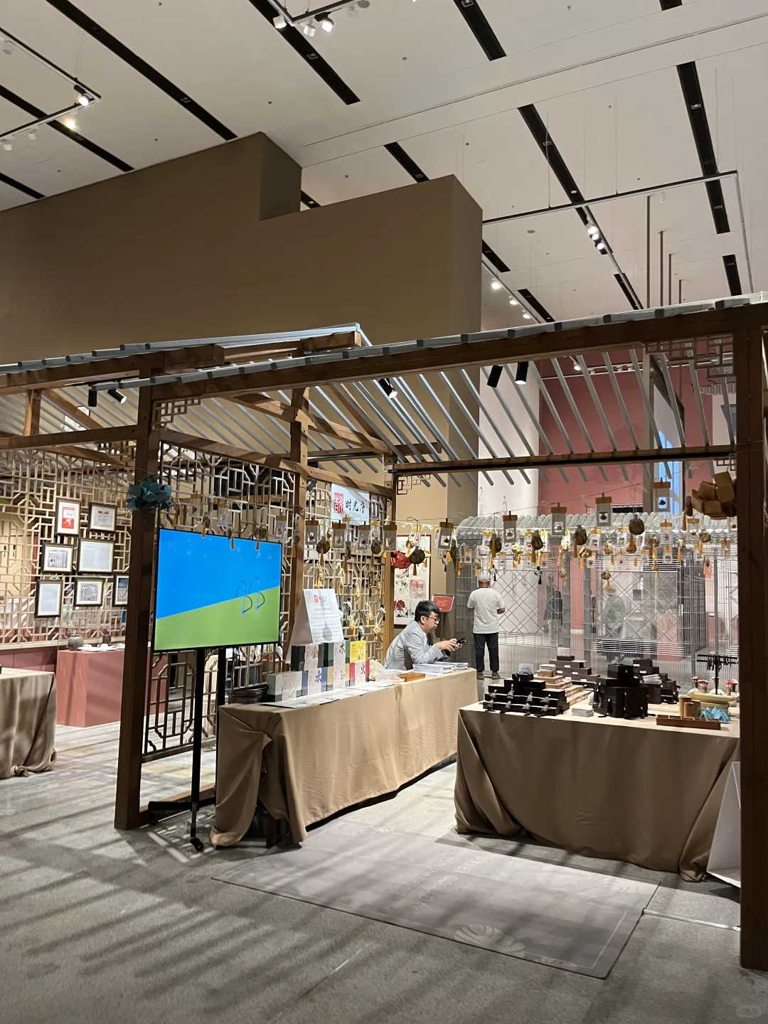被中药香偷袭的看展体验!?策展人太会了!