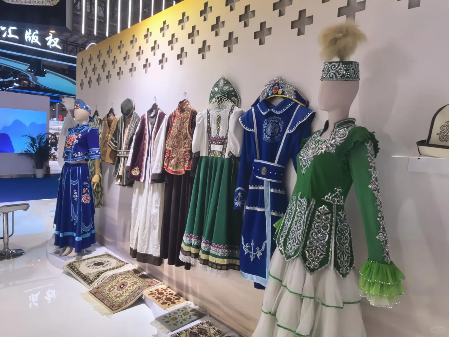 哼哼哼68|中国国际版权博览会新疆馆