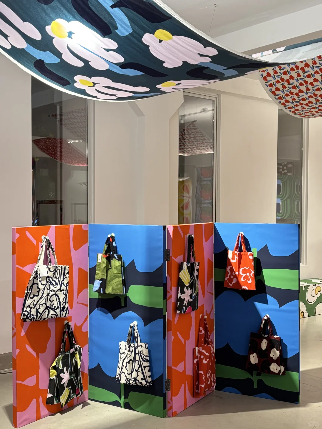 赶上了Marimekko在何东旧居的布艺展?