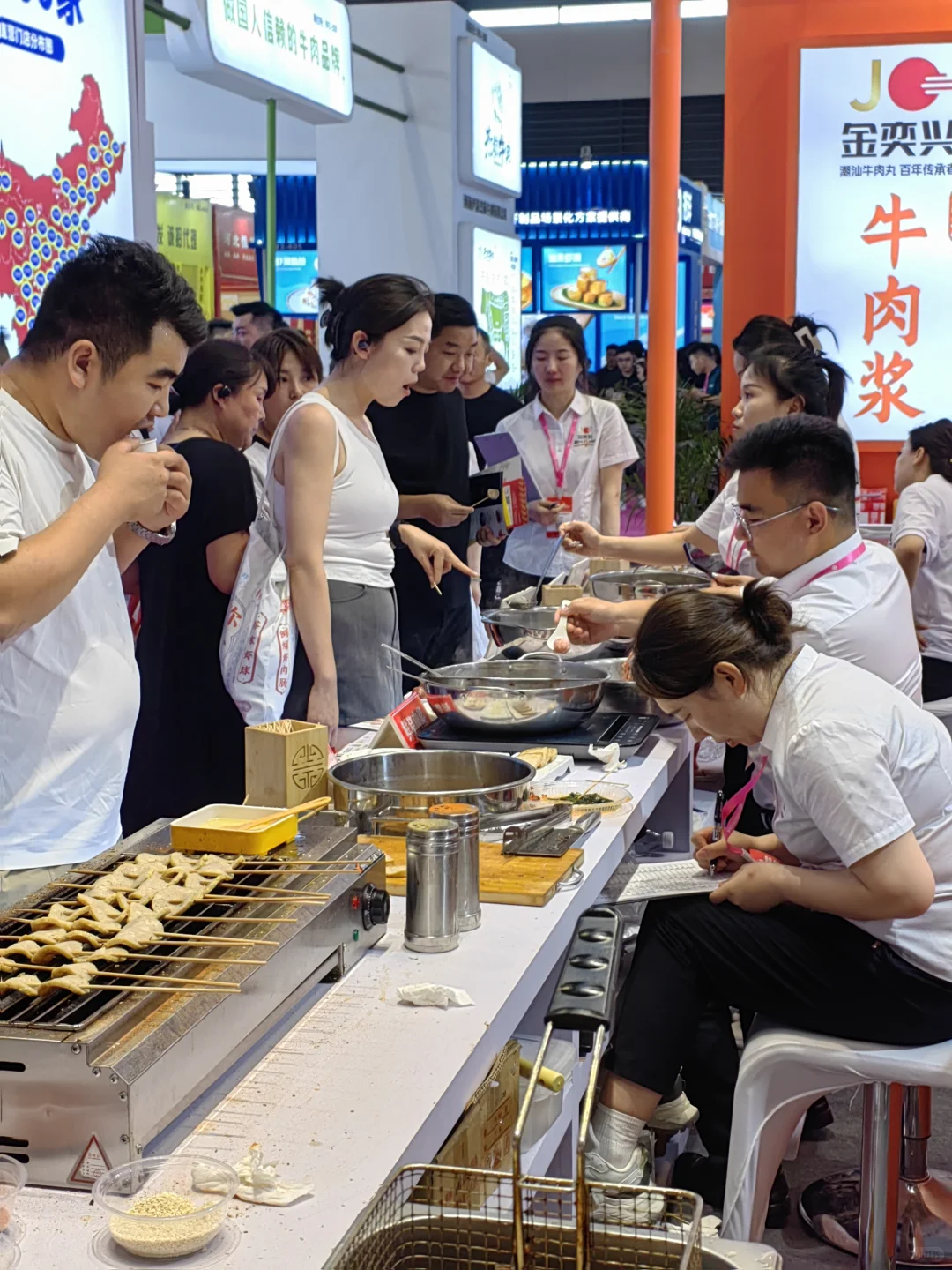 郑州餐饮火锅展zui后一天了