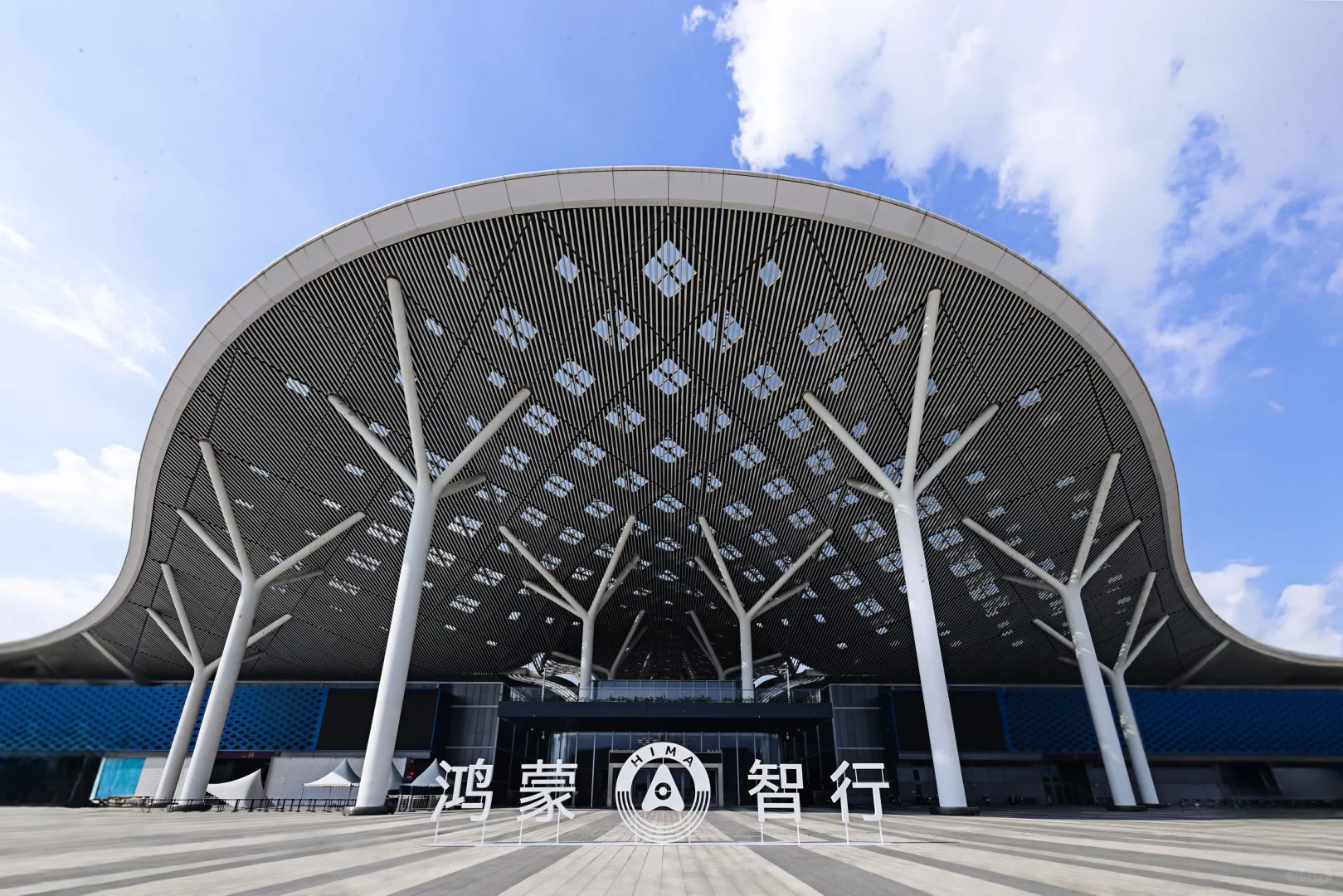 众为出品｜鸿蒙智行秋季新品发布会