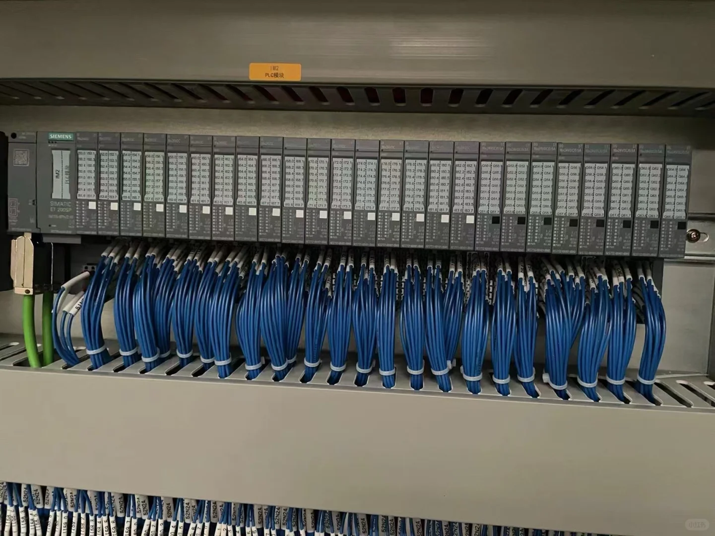 我爸让我发网上卖，成套设备怎么卖？