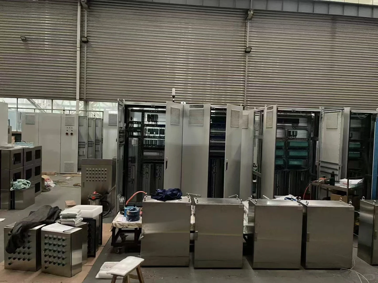 我爸让我发网上卖，成套设备怎么卖？