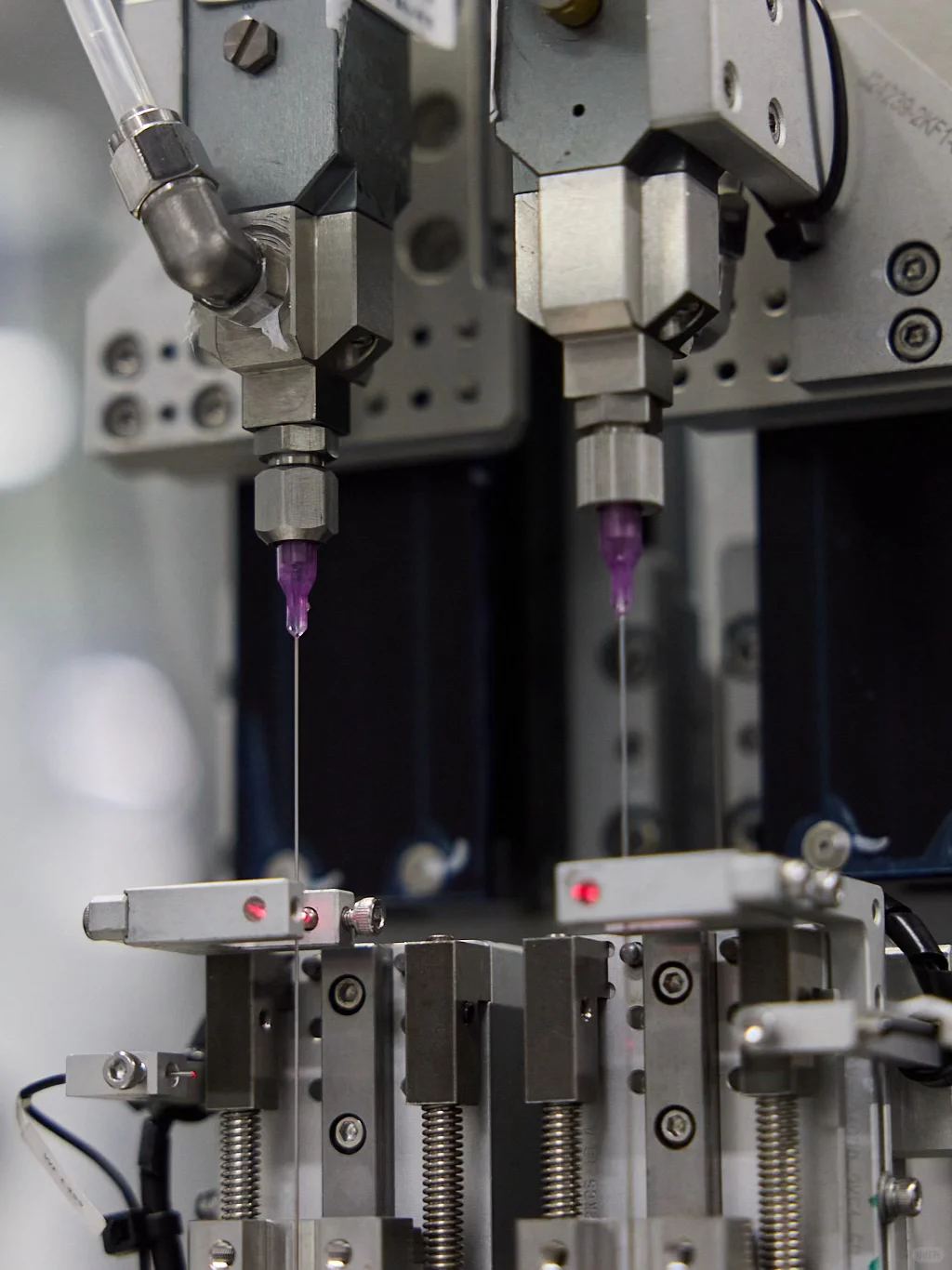 ?跟着Apple COO逛苹果中国供应链工厂！