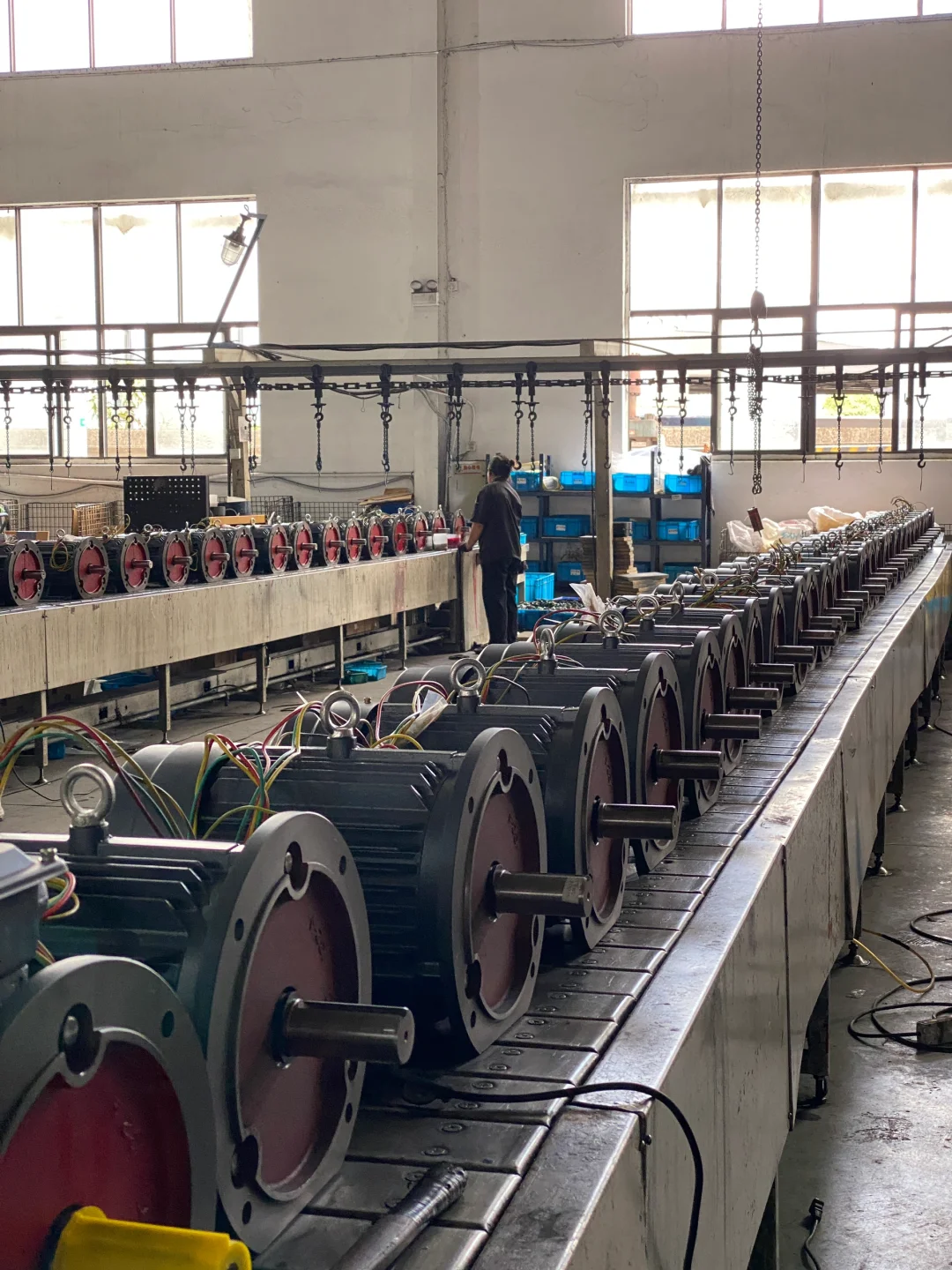 厂二代不语，只是一味的出片