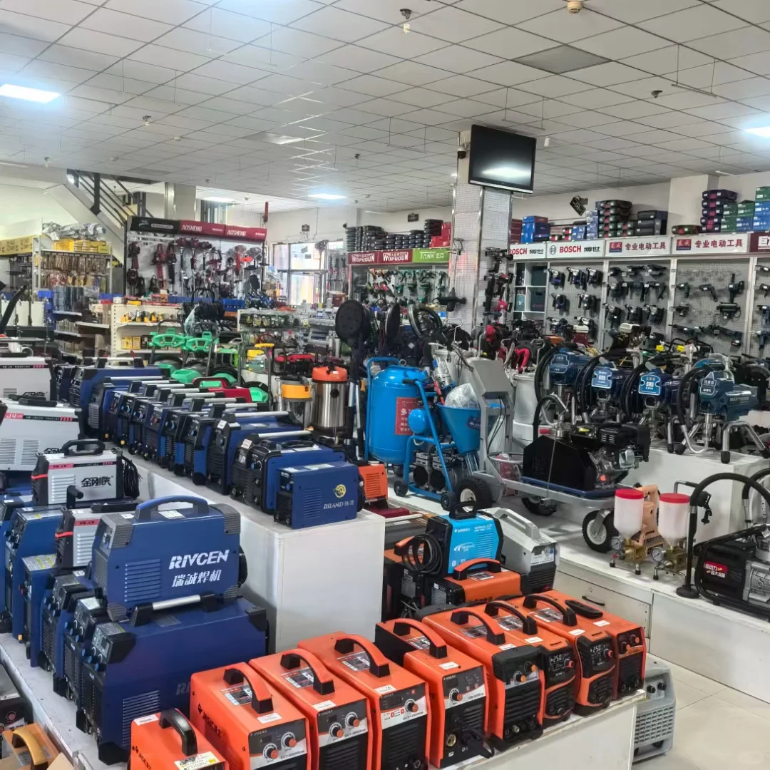 00后接手掌柜！老爸让我把五金店搬上网卖！