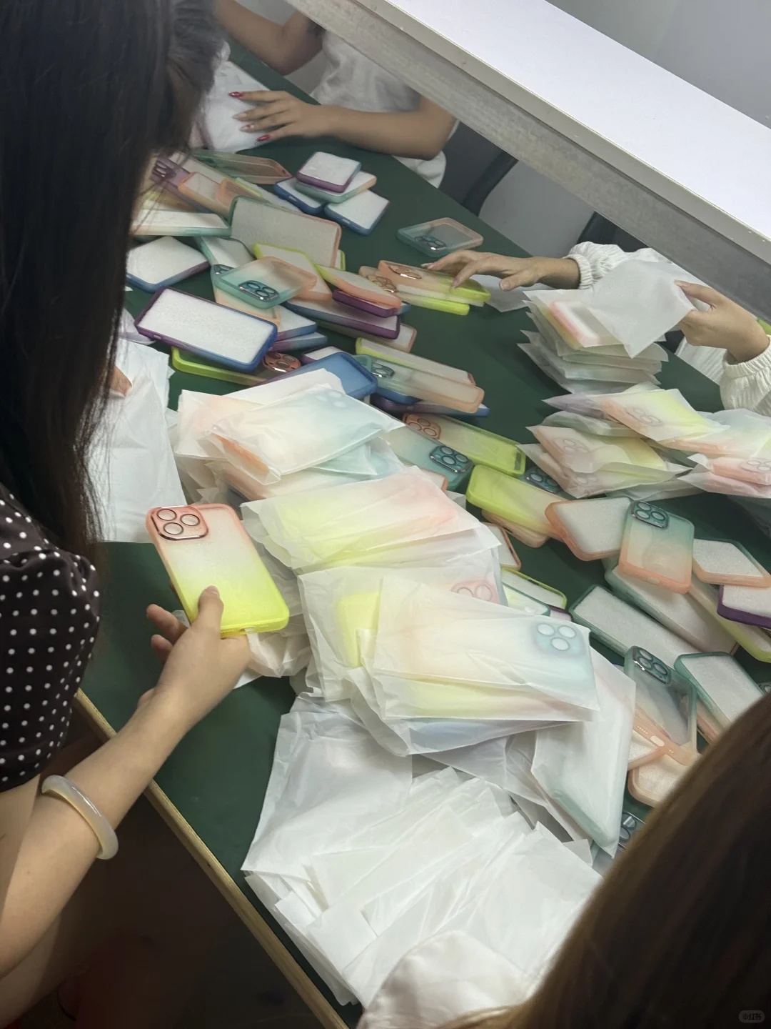 重生之我在手机壳厂上班的一天