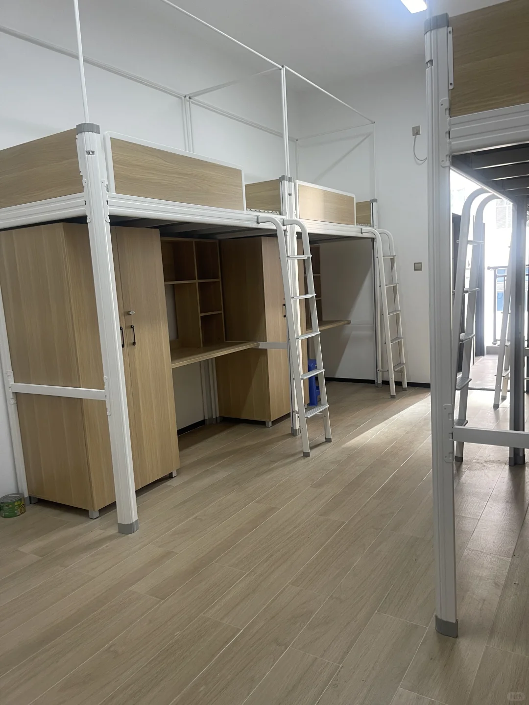 电子厂是什么样的