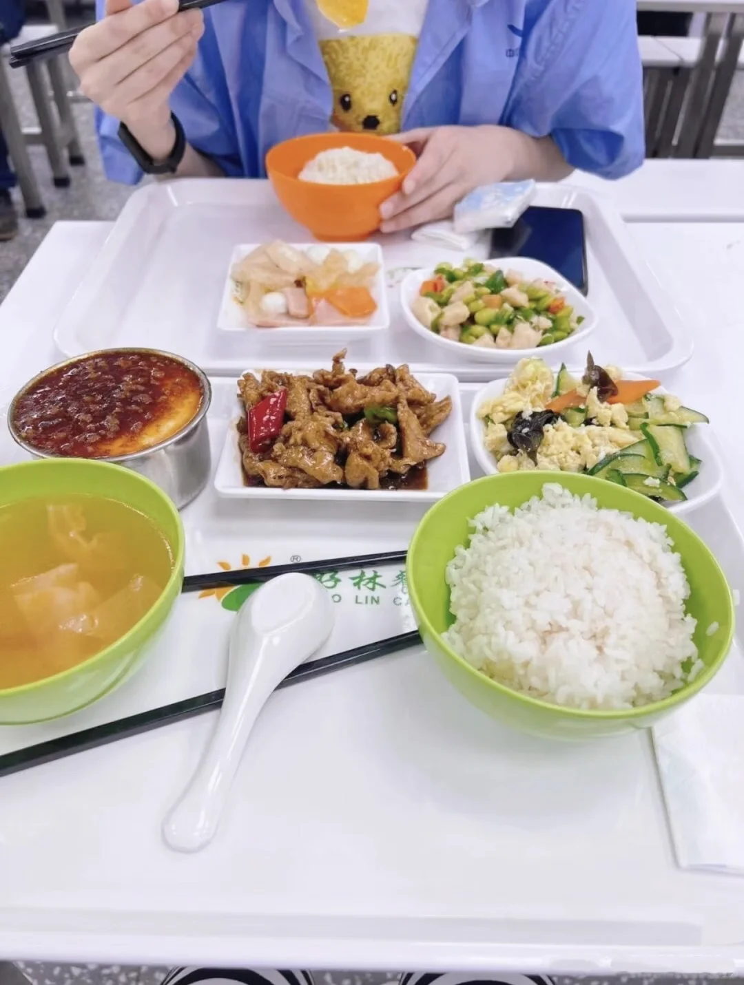 电子厂是什么样的