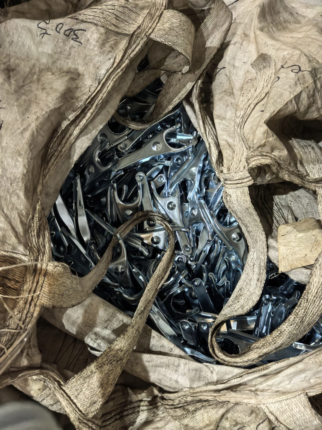 汽车零配件工厂