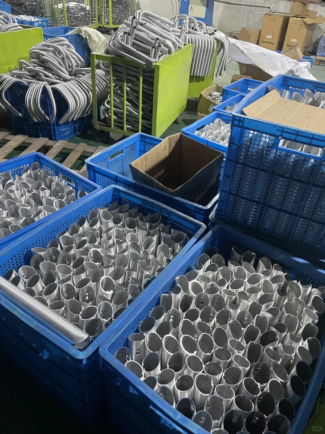 揭秘工业之美：精密零件的诞生地 ?✨