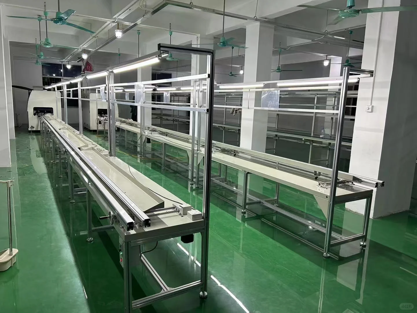 工厂流水线生产线