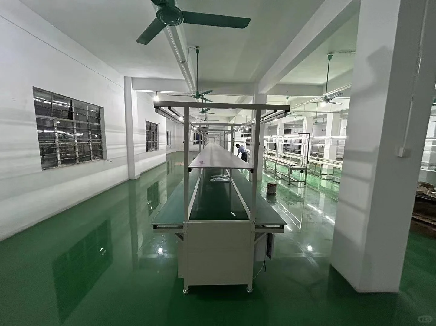 工厂流水线生产线