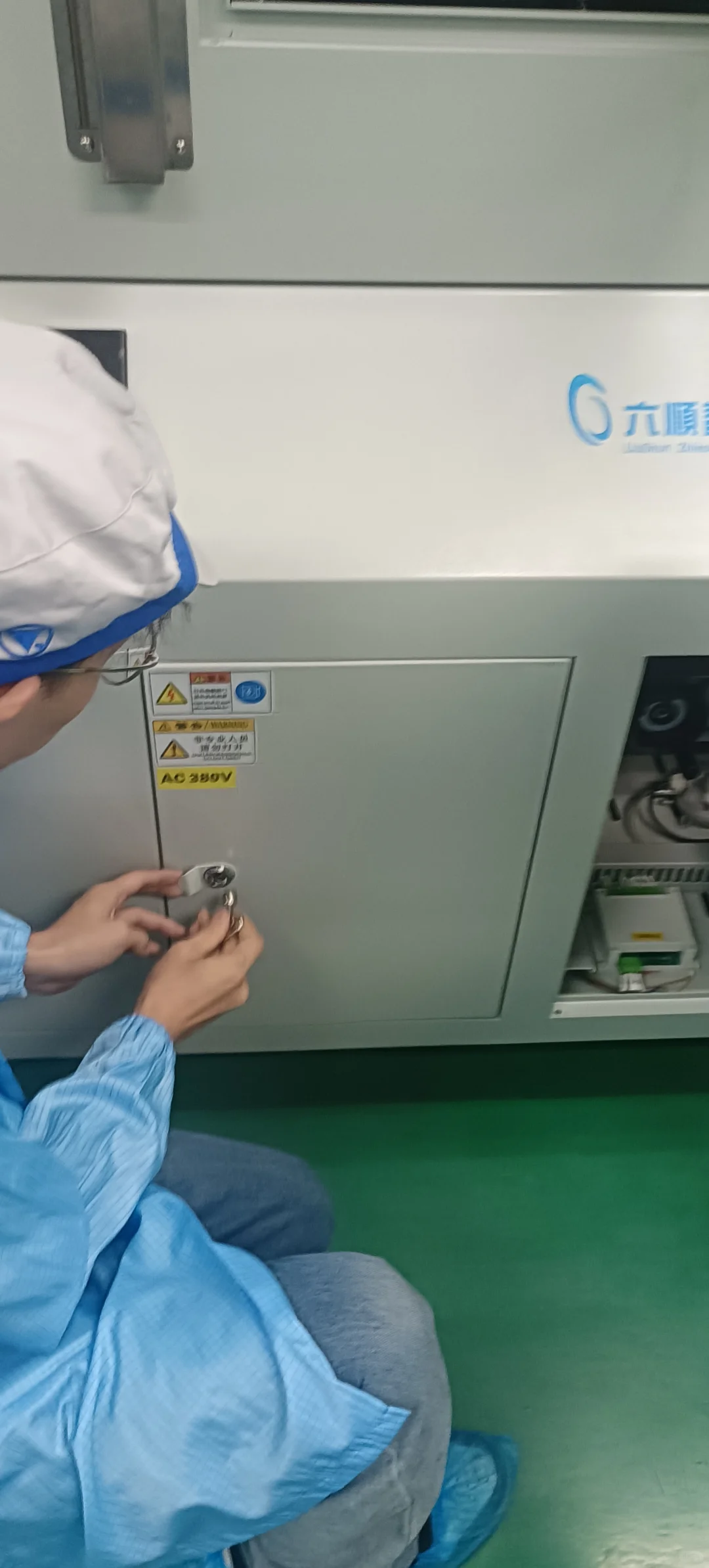 UV涂覆生产线调试现场✨