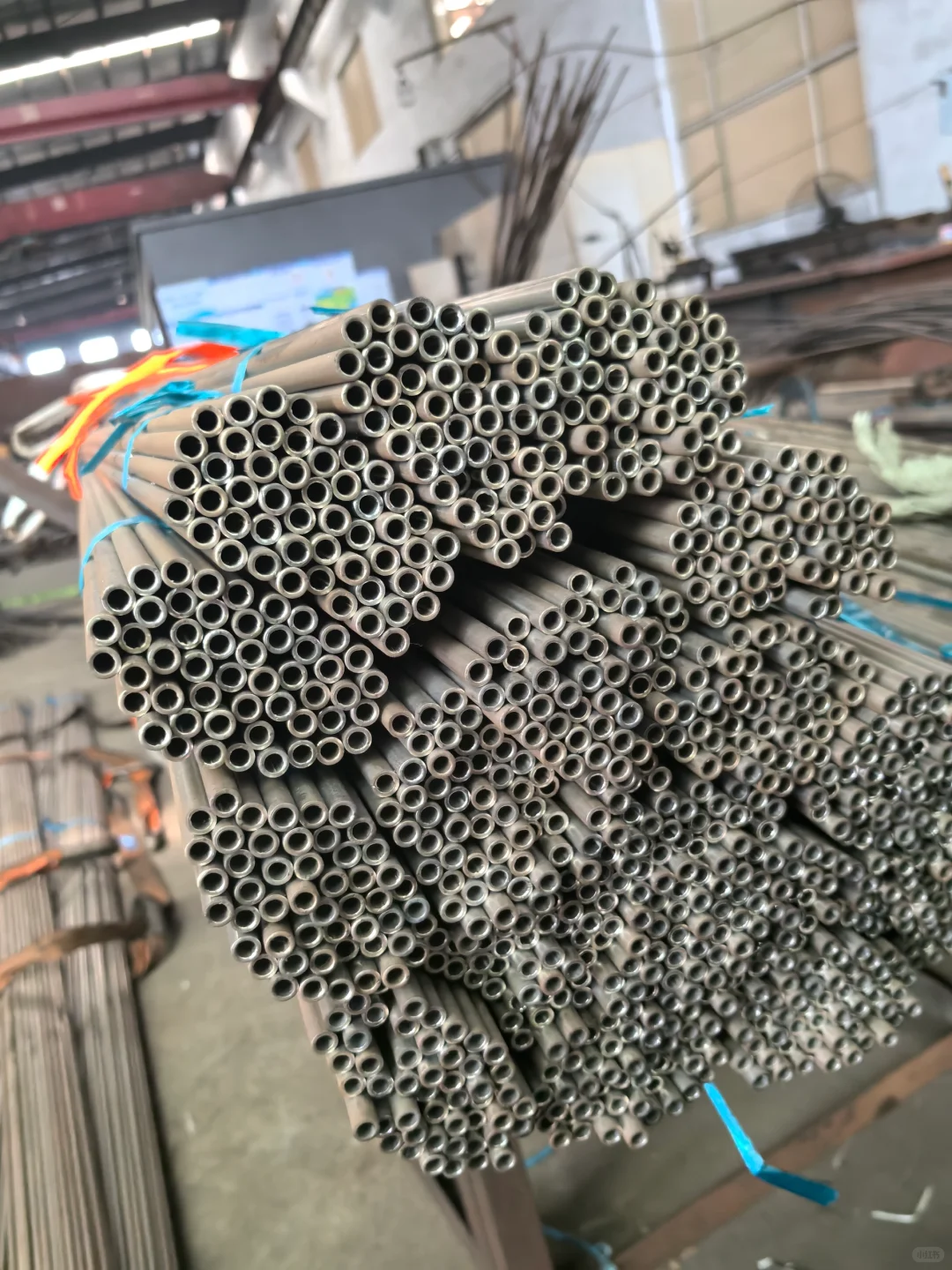 精密冷拔（冷轧）无缝钢管