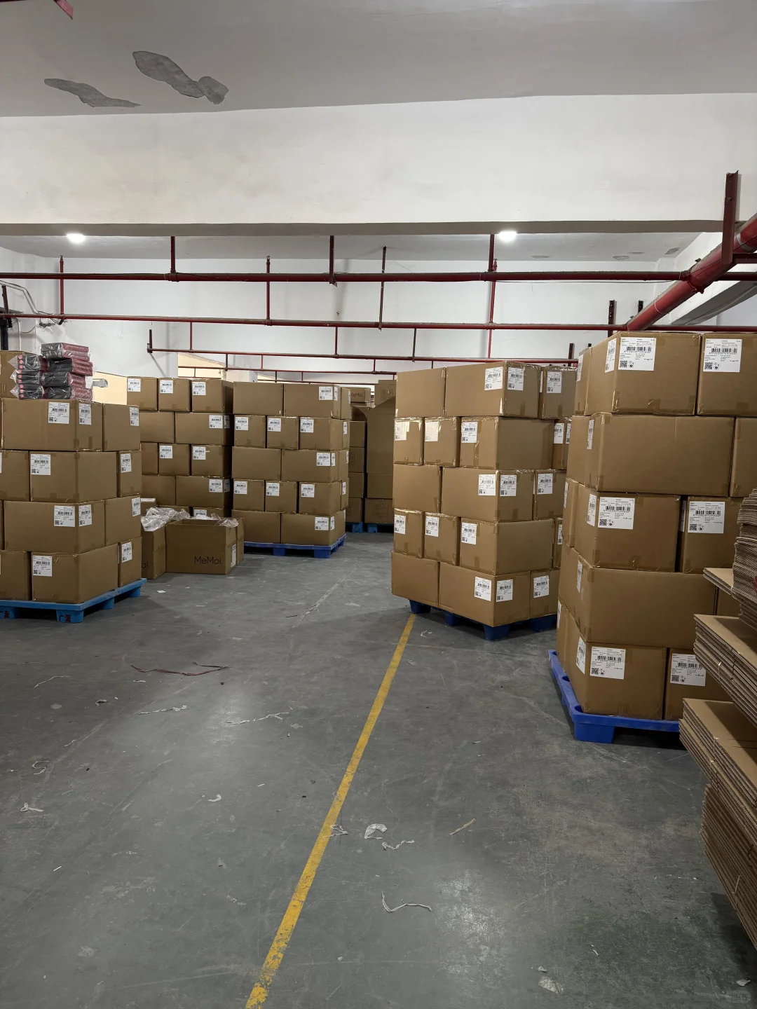 来啦！仓库发货现场?