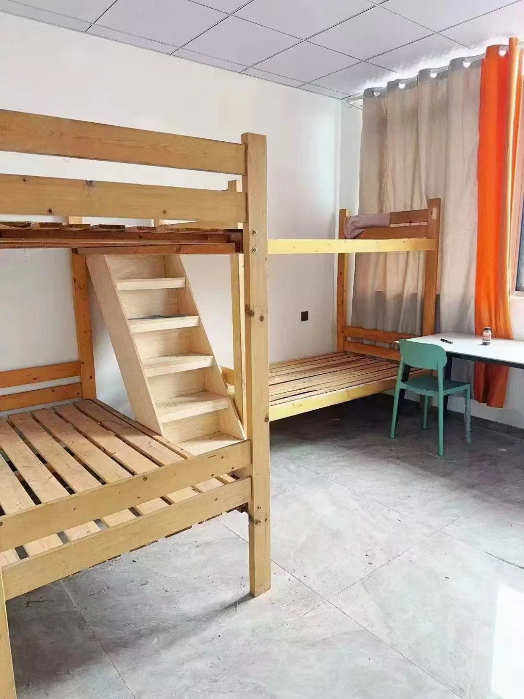 大学生寒假进厂日常生活